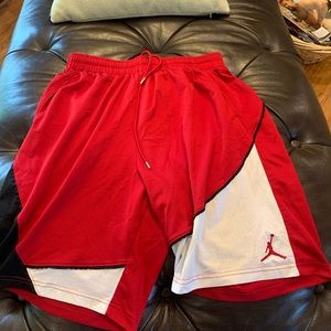 Jordan brand vintage shorts men’s large!!